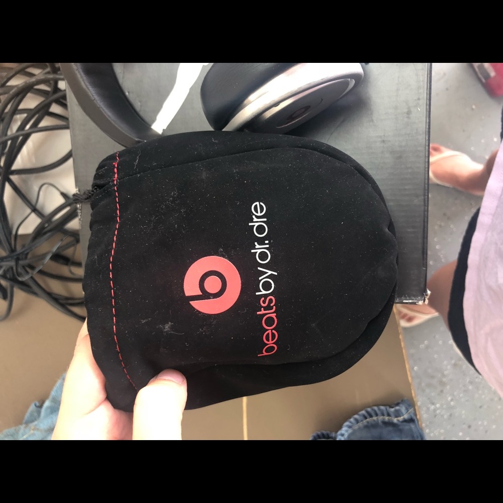 Studio beats - Picture 3 of 3